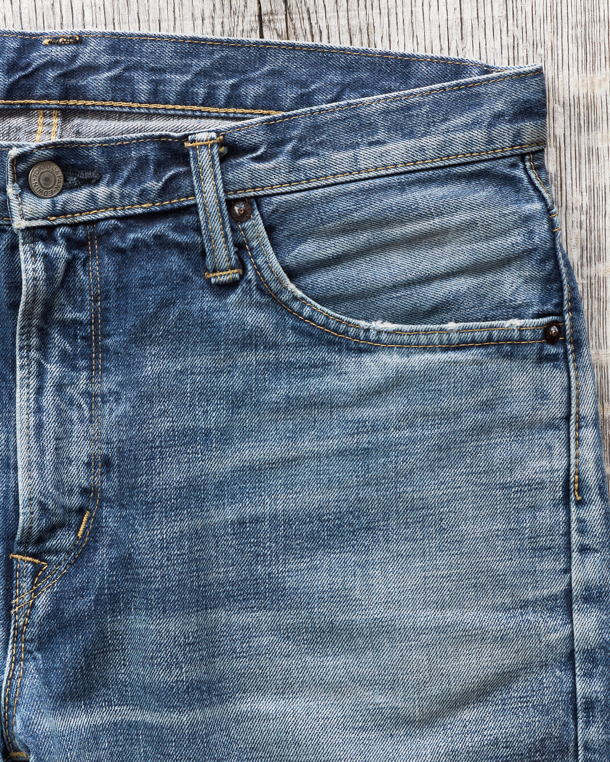 Second Hand Edwin 53RV Narrow Jeans Rainbow/Red line Selvedge W33