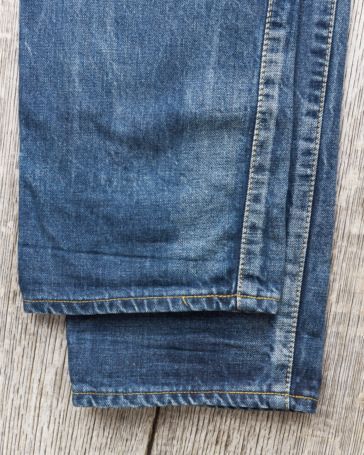 Second Hand Edwin 53RV Narrow Jeans Rainbow/Red line Selvedge W33