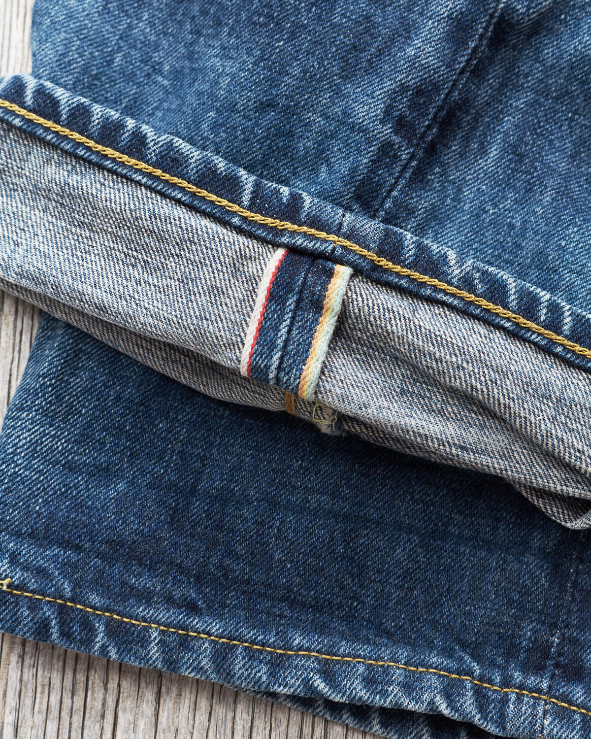 Second Hand Edwin 53RV Narrow Jeans Rainbow/Red line Selvedge W33