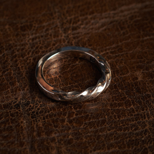 Larry Smith Square Twisted Ring RG-0066