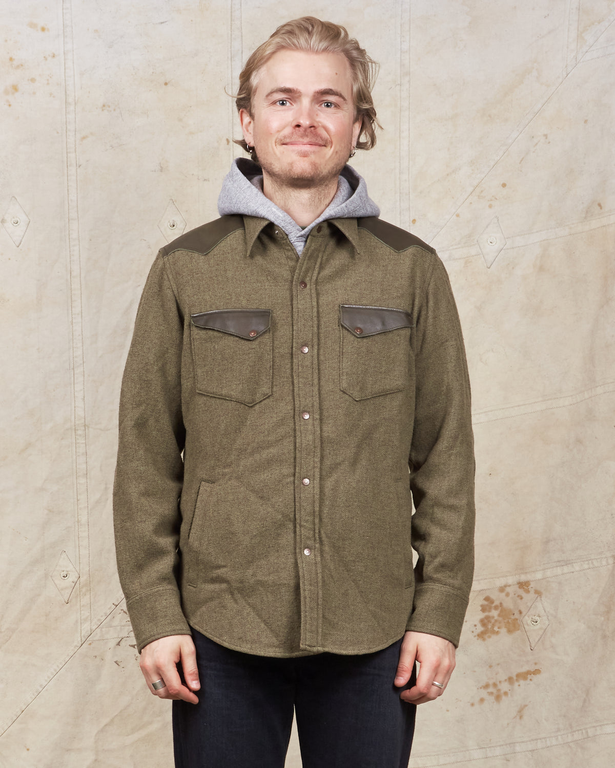 Second Hand Rocky Mountain Featherbed co Wool Shirt Size 40