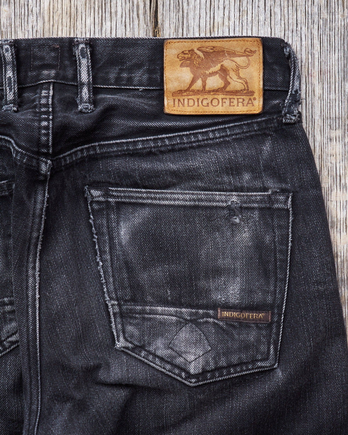 Second hand Indigofera Hawk Jeans Gunpowder Black W29