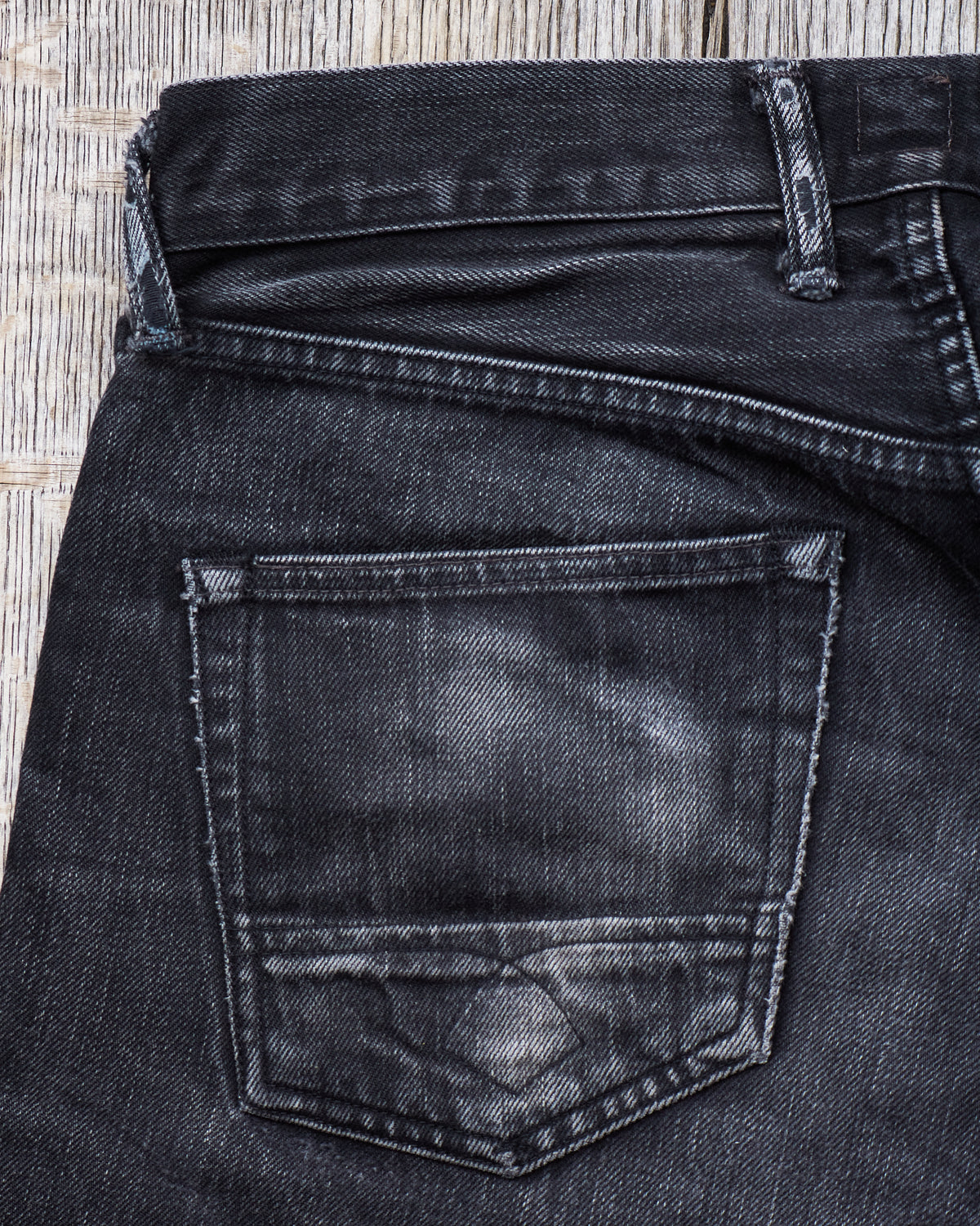 Second hand Indigofera Hawk Jeans Gunpowder Black W29