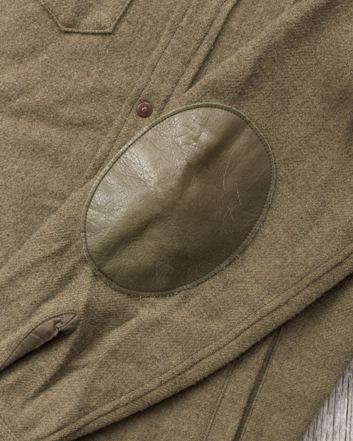 Second Hand Rocky Mountain Featherbed co Wool Shirt Size 40